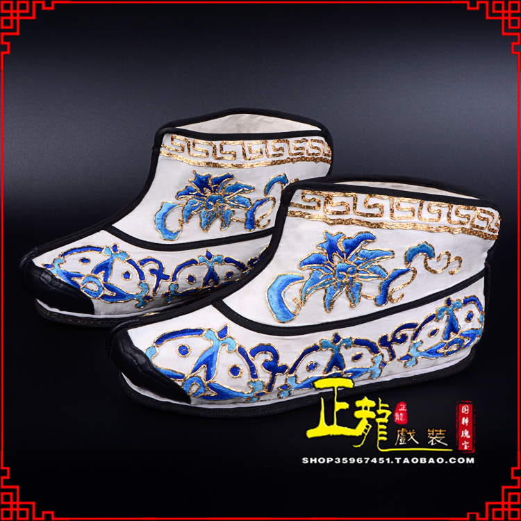 渭南三岔口武生薄底 手绣绣花快靴