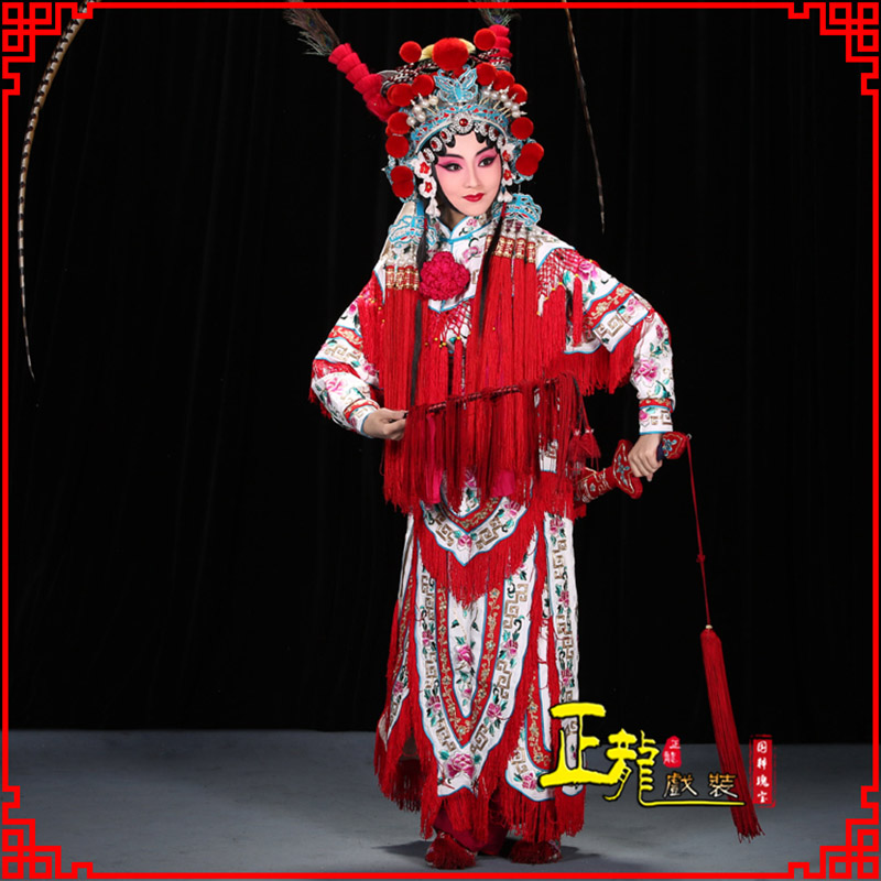 渭南刀马旦改容战父 软绉镶边女改良靠